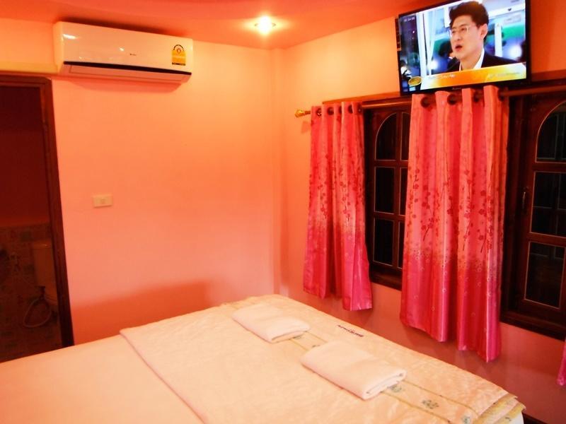 رايونغ Suksomjai Hotel الغرفة الصورة