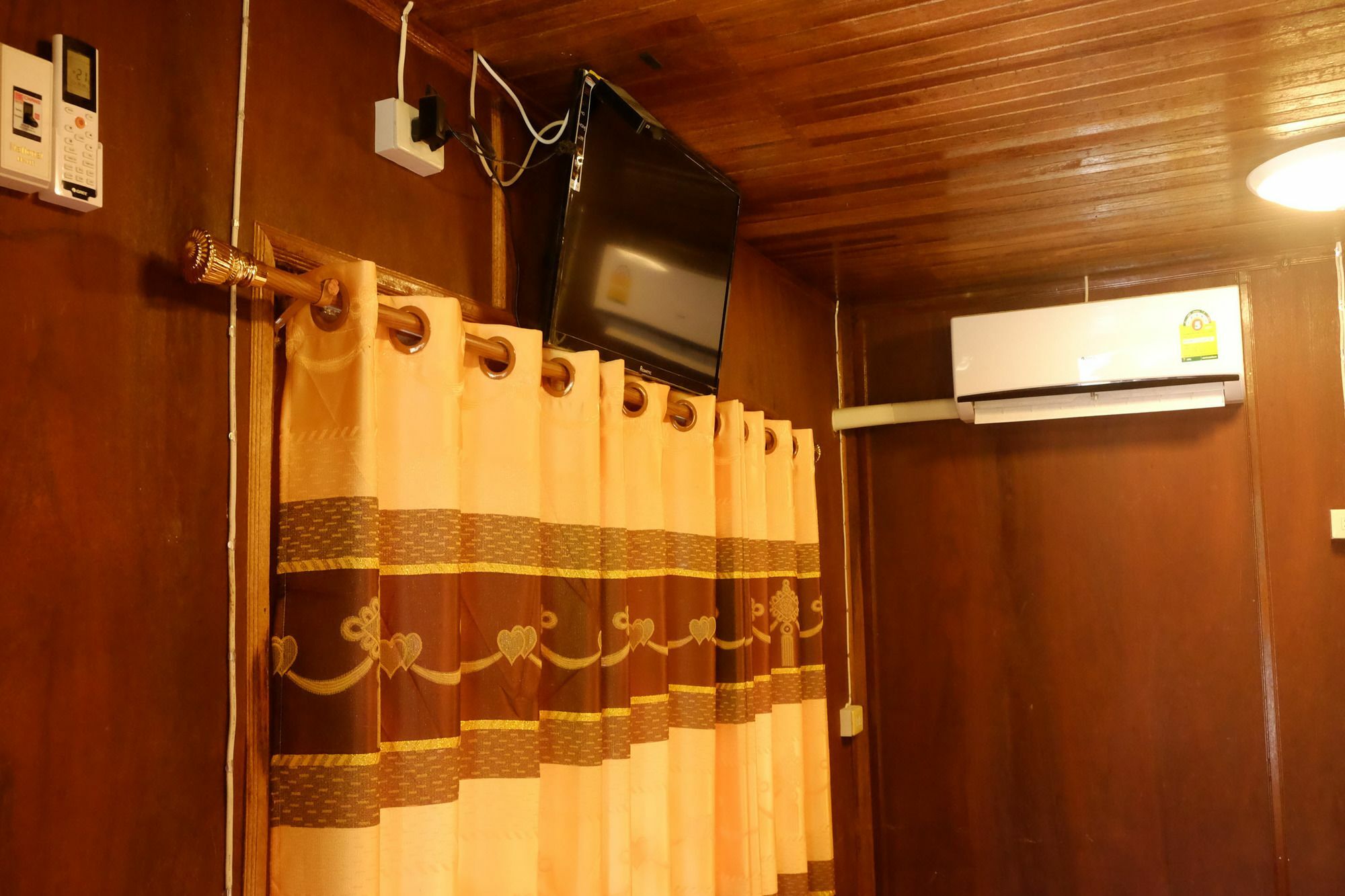 رايونغ Suksomjai Hotel المظهر الخارجي الصورة